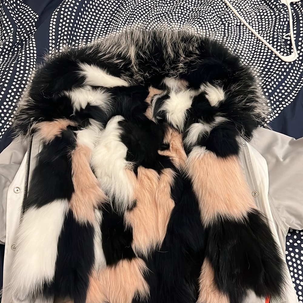 Winter Coat - image 7